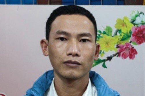 Bắt kẻ thuê tài xế xe ôm làm bố đẻ và dùng tiền âm phủ để lừa đảo