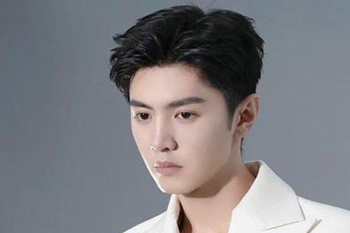 Trần Triết Viễn bất ngờ được khen ở Cây Ô Liu Màu Trắng