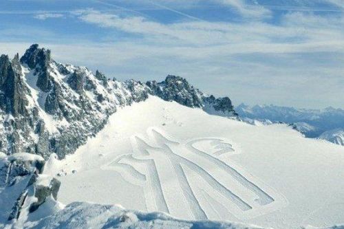 Moncler Grenoble sẽ trình diễn bộ sưu tập ở núi St. Moritz