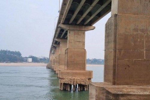 Cầu nối Hà Nội - Phú Thọ trơ trụ móng: Đề xuất phương án sửa chữa