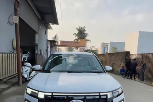 Hyundai Creta 2024 tiếp tục lộ ảnh thực tế trước giờ G