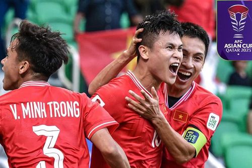 Việt Nam ghi 2 bàn vào lưới Nhật Bản, nhưng vẫn thua 2-4 tại Asian Cup