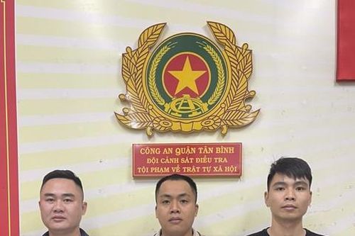 TPHCM: Bắt nhóm lập trang web cho vay 'tín dụng đen' lãi suất trên 500%/năm