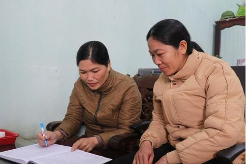 Nữ tổ trưởng tổ tiết kiệm và vay vốn nhiệt tình, trách nhiệm