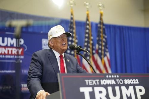 Bầu cử Mỹ 2024: 'Phát súng lệnh' ở Iowa, phép thử hay 'liều thuốc' tăng lực của ông Donald Trump?
