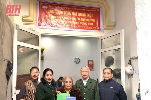 Những món quà nghĩa tình đồng đội