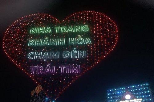 Lễ hội Vịnh ánh sáng quốc tế Nha Trang 2024 có chủ đề 'Ngân hà rực rỡ'