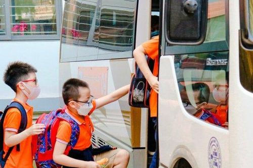 Đề xuất xe chở học sinh phải có còi báo động nếu học sinh bị bỏ quên