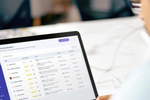 Công nghệ giúp giải bài toán hơn 900.000 người lao động thiếu việc làm