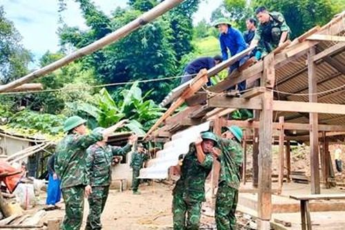 Toàn quân phấn đấu hoàn thành tốt các mặt công tác-Bài 2: Hoạt động công tác Đảng, công tác chính trị bám sát nhiệm vụ, hướng mạnh về cơ sở