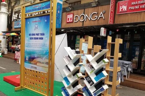 Tủ sách Doanh nhân tiếp cận 10 nghìn bạn đọc từ năm 2021 đến nay