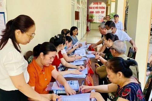 Đề xuất nâng mức trợ cấp an sinh trong bối cảnh cải cách tiền lương