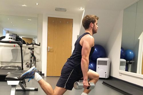 Hướng dẫn các bài tập chân cho người mới tập tại phòng Gym