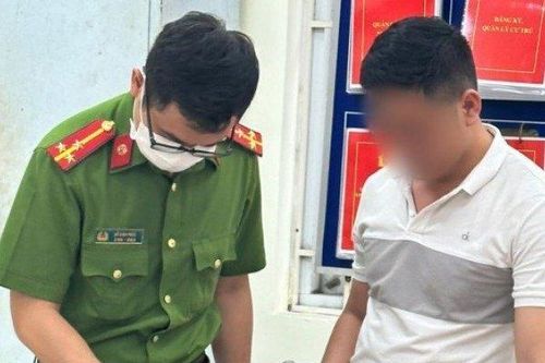 Xử phạt thanh niên livestream rao bán 7.000 xe máy tang vật tại trụ sở CSGT