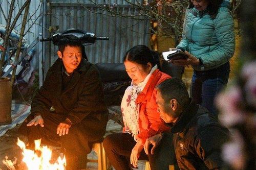Trắng đêm đốt lửa canh đào, quất trong cái lạnh 'cắt da cắt thịt'