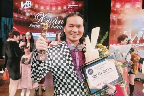 Cựu thành viên nhóm AC&M giành cú đúp giải tại cuộc thi 'Tiếng hát Việt toàn cầu'