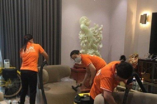 Nhộn nhịp dịch vụ dọn nhà dịp cuối năm