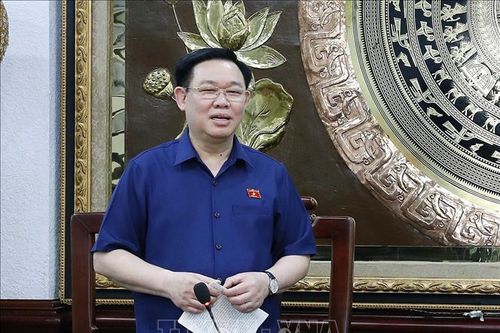 Chủ tịch Quốc hội Vương Đình Huệ gặp mặt Ban Thường vụ Tỉnh ủy Bạc Liêu