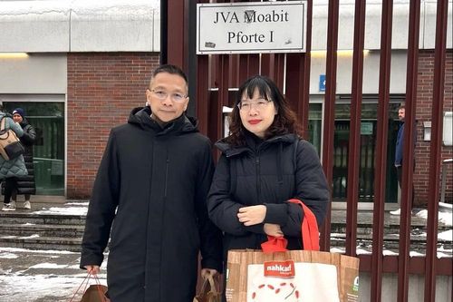 Món quà 'vô giá' với các phạm nhân người Việt trên nước Đức