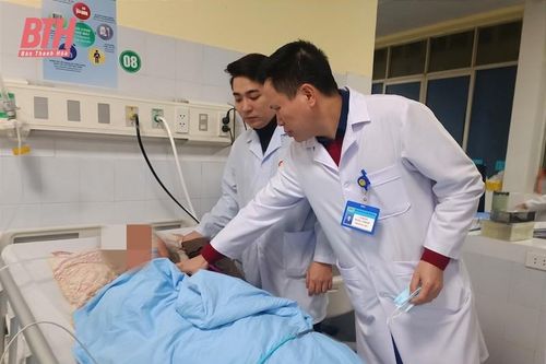 Cảnh báo ngộ độc khí CO từ đốt than, củi để sưởi ấm