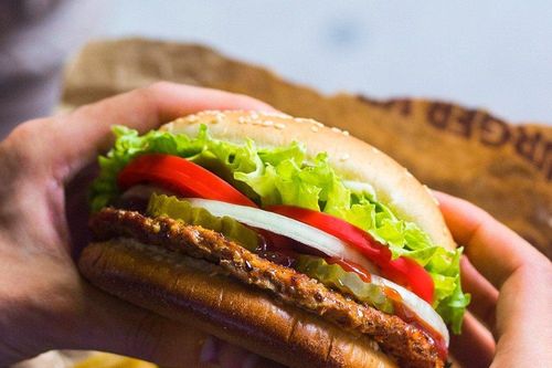 Hành trình đánh thức thương hiệu ngủ quên