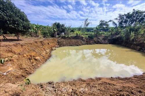 Hàng trăm khối đá lớn khai thác trái phép 'bốc hơi' khỏi hiện trường
