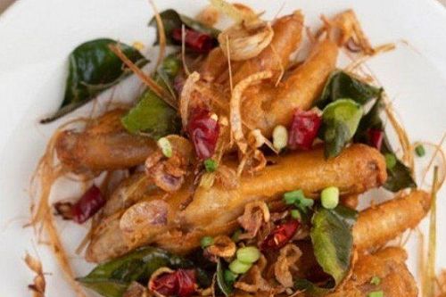 Thử ngay công thức chân gà nướng ngũ vị nhậu cực ngon ngày Tết