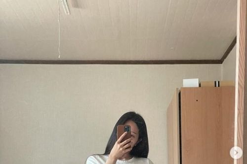 Chỉ tập ở nhà, gái xinh Hàn Quốc có đường cong nhìn là mê