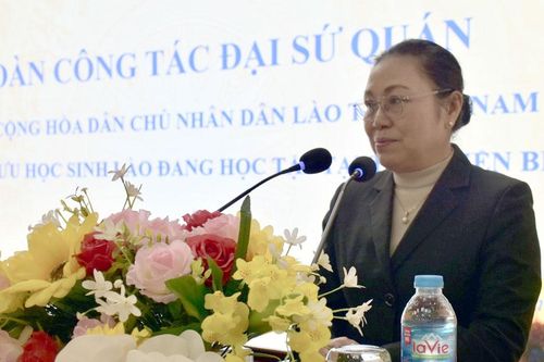 Đại sứ CHDCND Lào gặp gỡ lưu học sinh học tập tại Điện Biên