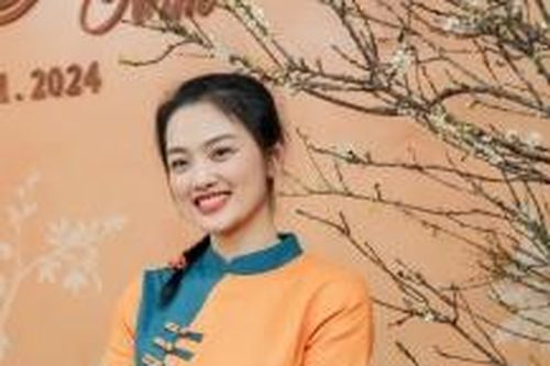 Ngắm nhan sắc rạng rỡ của 'ngọc nữ' bóng chuyền Việt Nam Thu Hoài
