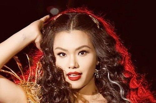 Chị đẹp Phương Vy nhận ý kiến trái chiều khi giành giải 'Chị đẹp ấm áp'