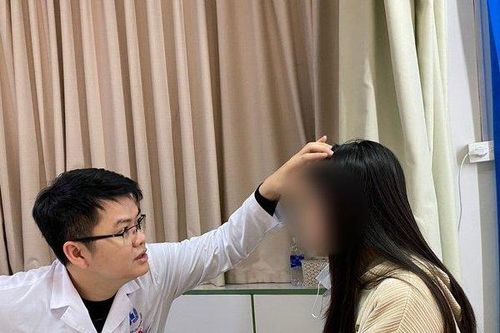 Mặt lệch sau khi chi tiền triệu làm đẹp đón Tết
