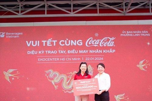 Coca-Cola Việt Nam mang Tết diệu kỳ đến hàng nghìn hoàn cảnh khó khăn khắp cả nước qua chương trình 'Vui Tết cùng Coca-Cola'