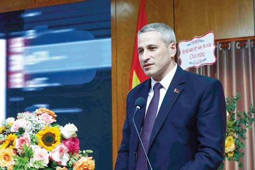 Đại sứ Belarus: Tết là thời điểm nạp năng lượng tích cực cho cả năm