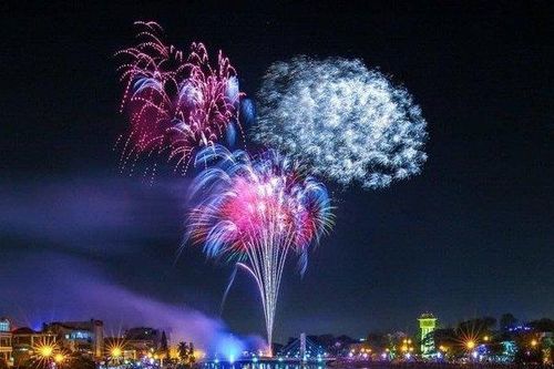 Bình Thuận: Người dân chuẩn bị chiêm ngưỡng 5 điểm bắn pháo hoa Đêm giao thừa.