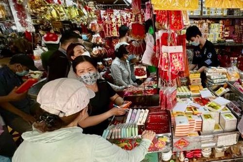 Người dân tỉnh thành nào sắm lễ đi chùa ngày Tết nhiều nhất?