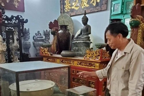 Một người say đồ xưa