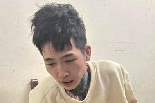 Bắt giữ đối tượng cướp giật điện thoại ở ga tàu đêm 30 Tết