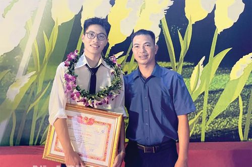 Chàng trai đoạt giải nhất quốc gia môn Sinh học muốn đóng góp cho quê hương