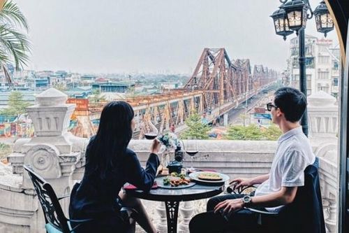Valentine 14/2 và những địa điểm hẹn hò siêu lãng mạn tại Hà Nội