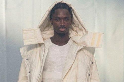 Helmut Lang đưa ý tưởng kỳ lạ về trang phục tự bảo vệ