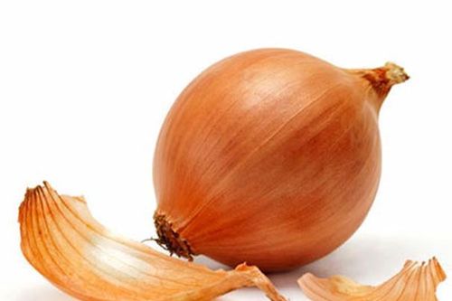 Bí quyết trị sẹo bằng nghệ tươi, hành tây cực hiệu quả