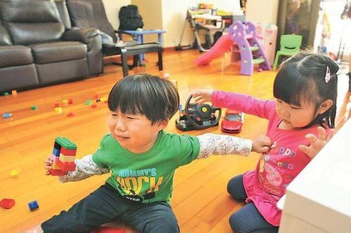 Con lớn lên đánh mất nhiều cơ hội trong cuộc sống vì 5 hành vi 'tiết kiệm' hình thành từ nhỏ mà cha mẹ không để ý