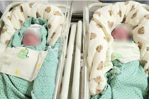 Mang song thai 1 bánh rau 2 buồng ối, sản phụ sinh con khỏe mạnh