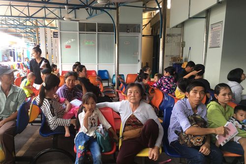 Nắng nóng kéo dài ở TPHCM: Làm gì để bảo vệ sức khỏe học sinh?