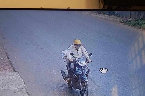 Đắk Lắk: Điều tra vụ mất xe máy khi giúp người đi đường