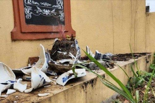 Vụ hàng loạt ngôi mộ bị phá hoại ở Hà Nội: Bắt giữ nghi phạm