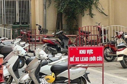 Bất ngờ với lý do Honda Lead (đời cũ) được bãi giữ xe dành 'vị trí VIP'