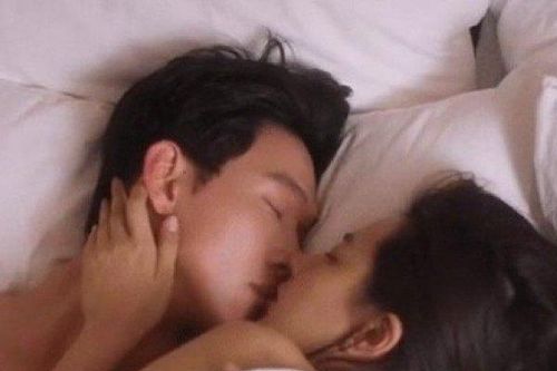 'Cảnh nóng' trên phim của Song Luân, Minh Trang gây nhiều tranh cãi