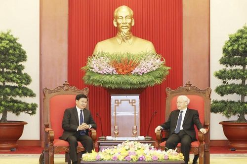 Tiếp tục vun đắp và tăng cường quan hệ đoàn kết đặc biệt Việt Nam-Lào